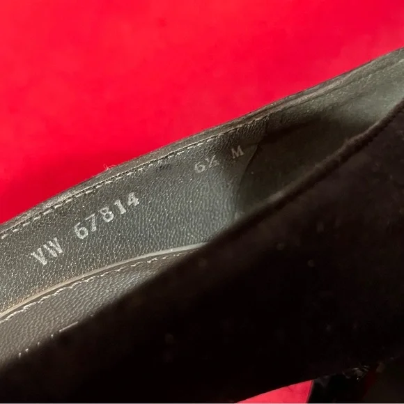 Stuart Weitzman Black Suede Heels pumps 6.5 dressy - Picture 3 of 5